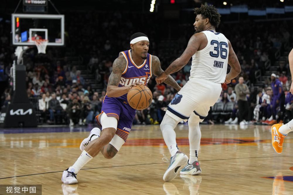 同样展现出 同样展现出