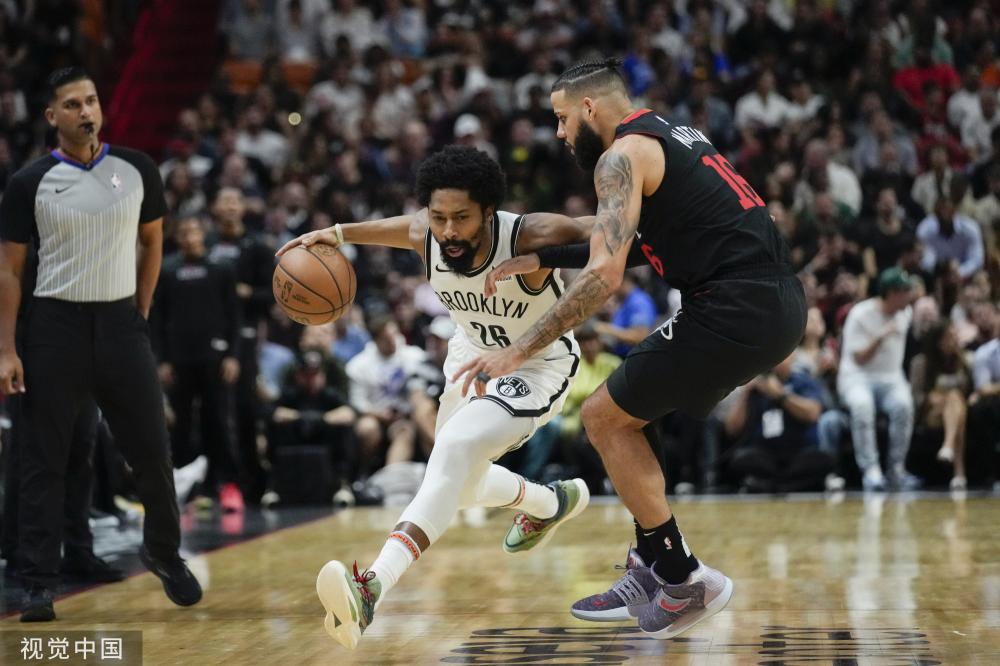 与对手上演 与对手上演