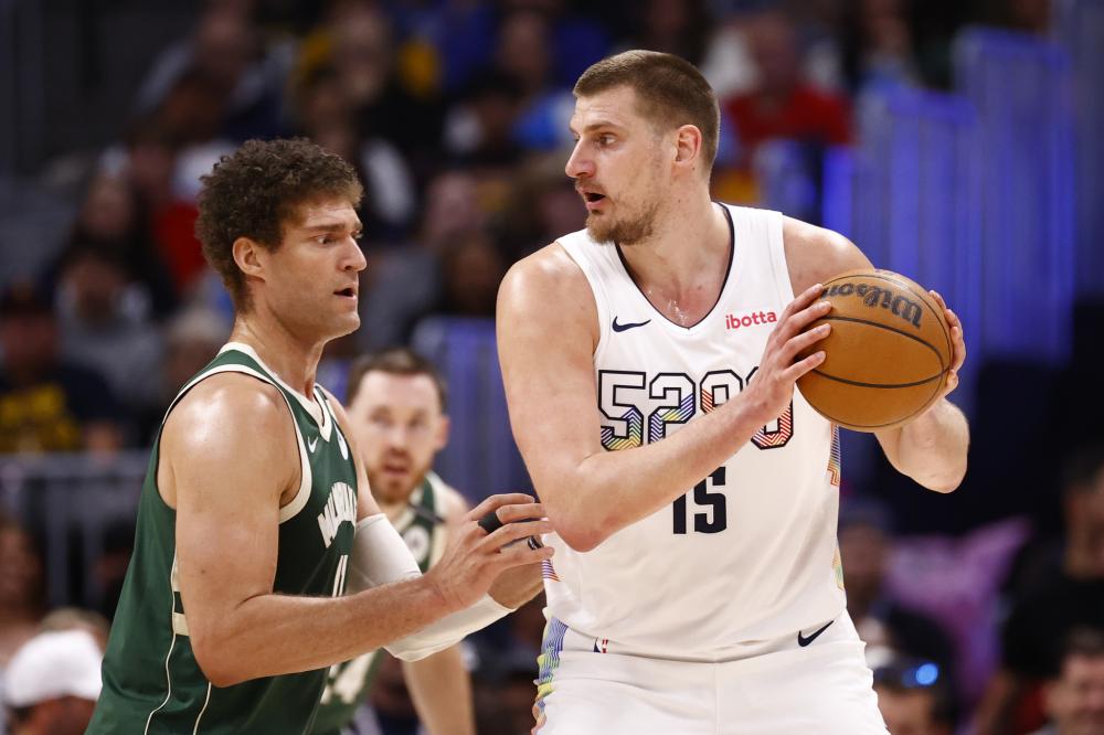 酋长当前在 酋长当前在