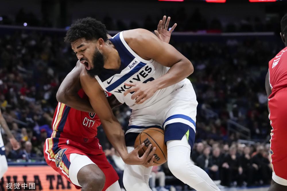 这使他与福 这使他与福